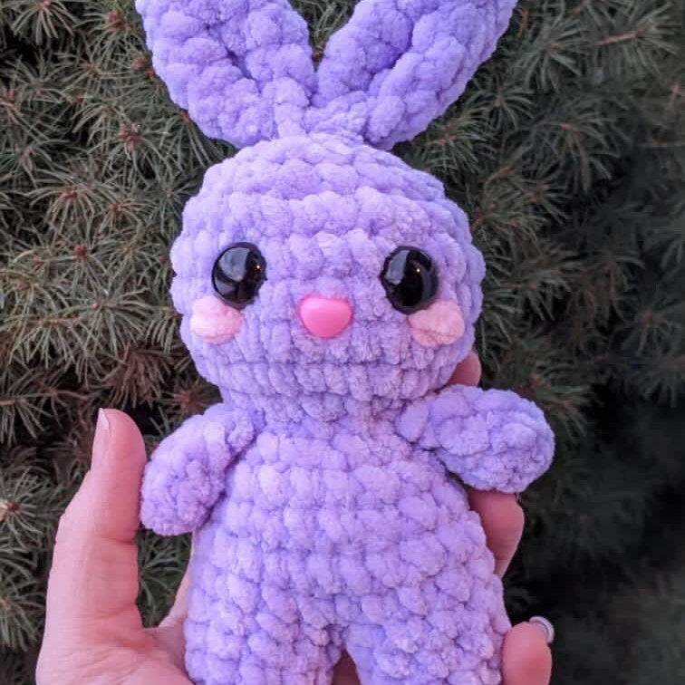 Remi the Rabbit Crochet Pattern, Easy Low-Sew Amigurumi Bunny (PDF)