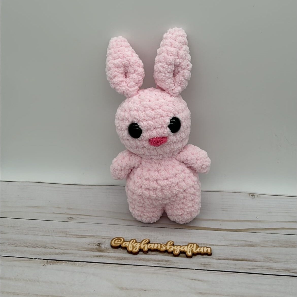 Remi the Rabbit Crochet Pattern, Easy Low-Sew Amigurumi Bunny (PDF)